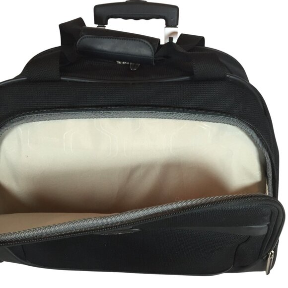 Everki Professional Backpack 19' Black Ballistic Nylon Multiple Compartments - Picture 7 of 12